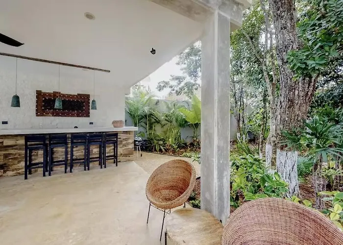 Spacious Condo, Beautiful Pool, Wi-fi - Casa Kaanal 104 Apartament *