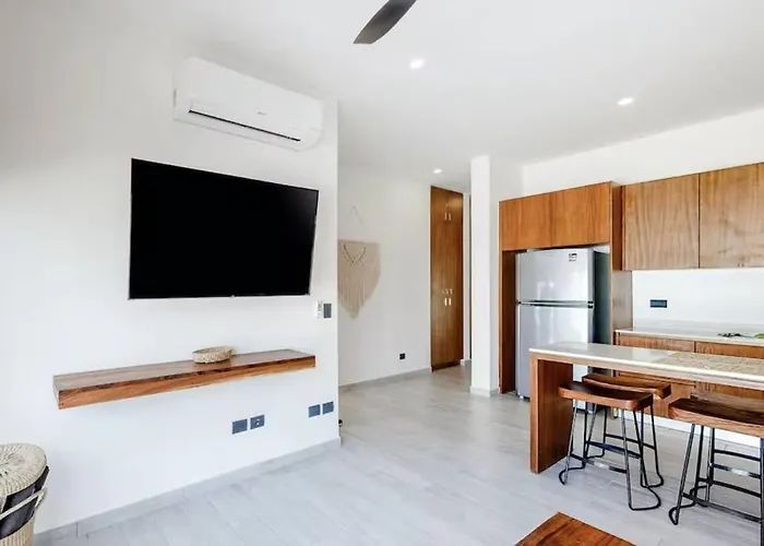 Spacious Condo, Beautiful Pool, Wi-fi - Casa Kaanal 104 * Tulum
